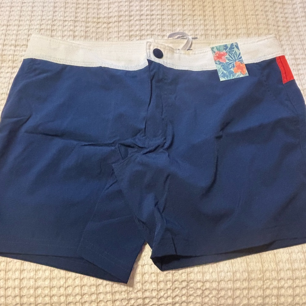 Chubbies Cream and White Swim Shorts NWT L